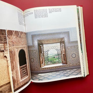 Traditional Islamic Craft in Moroccan Architecture, Vol. 2